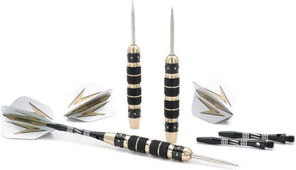Steel Dartpfeile mit schwarzer Beschichtung und Messing