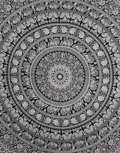 Schwarz-Weiß Mandala Elefant Tapisserie 230x213 cm