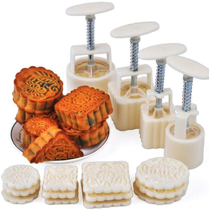 4-teiliges Backform-Set mit 12 Blumen-Pressformen