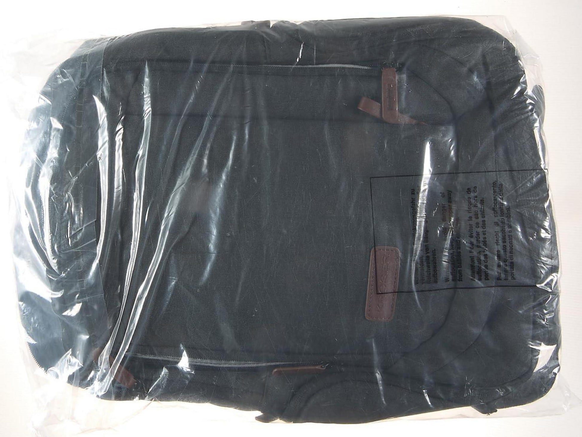 KROSER Laptop Rucksack 17,3 Zoll Schwarz Wasserabweisend USB-Anschluss