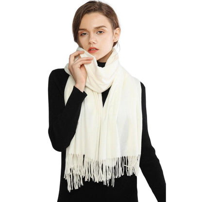 Kuscheliger Damen Schal Winter mit Fransen | Cremefarben