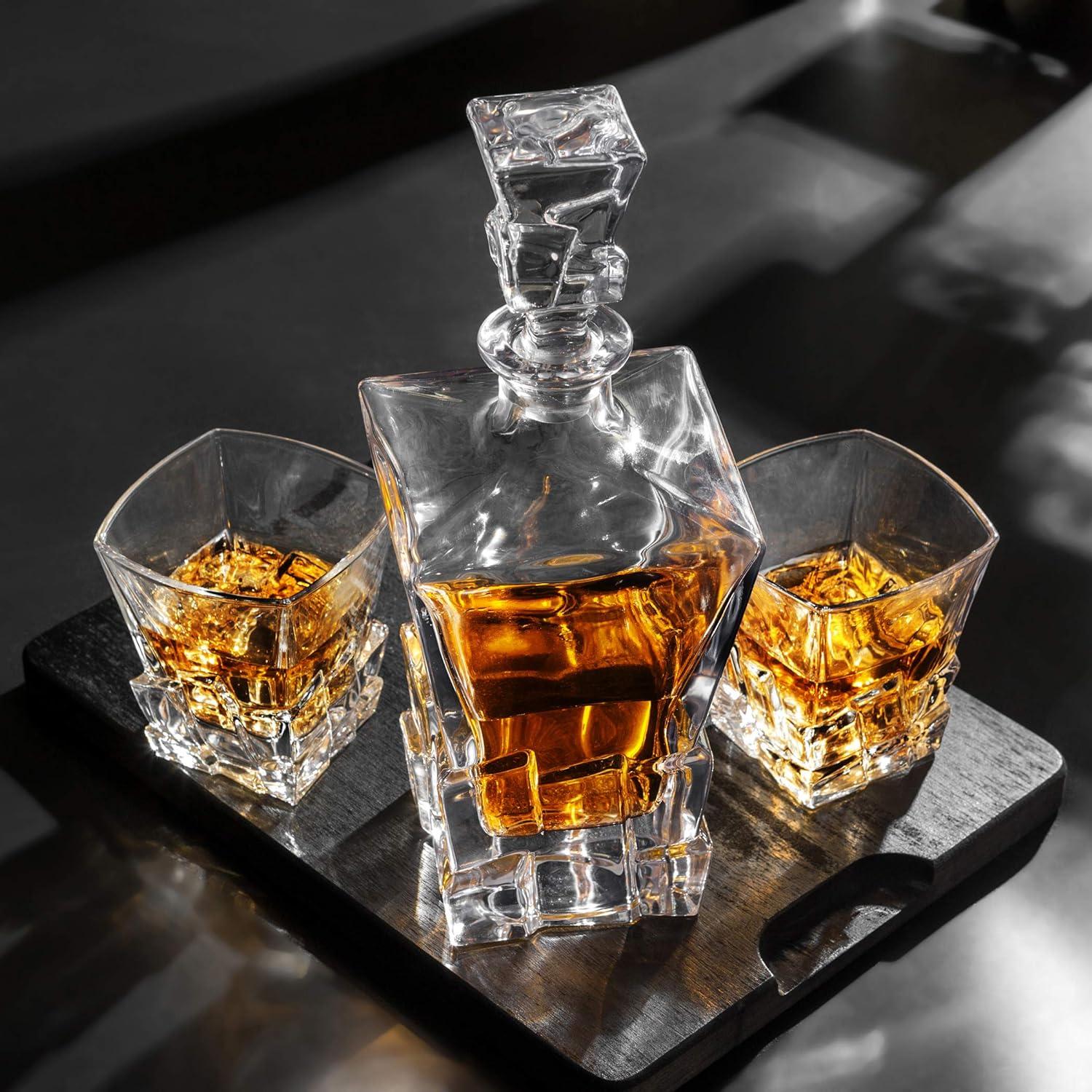 Whisky Karaffe Set 800 ml Dekanter 4x 300 ml Gläser Kristall Box