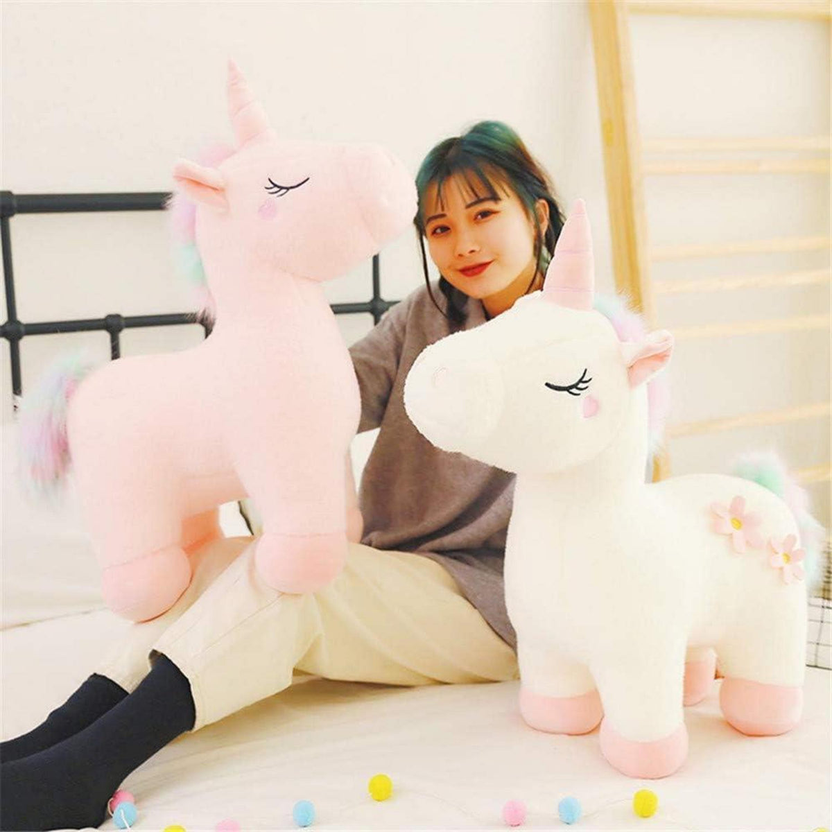 Kuscheliges Plüsch Einhorn 70cm - Weiches Stofftier mit bunter Mähne
