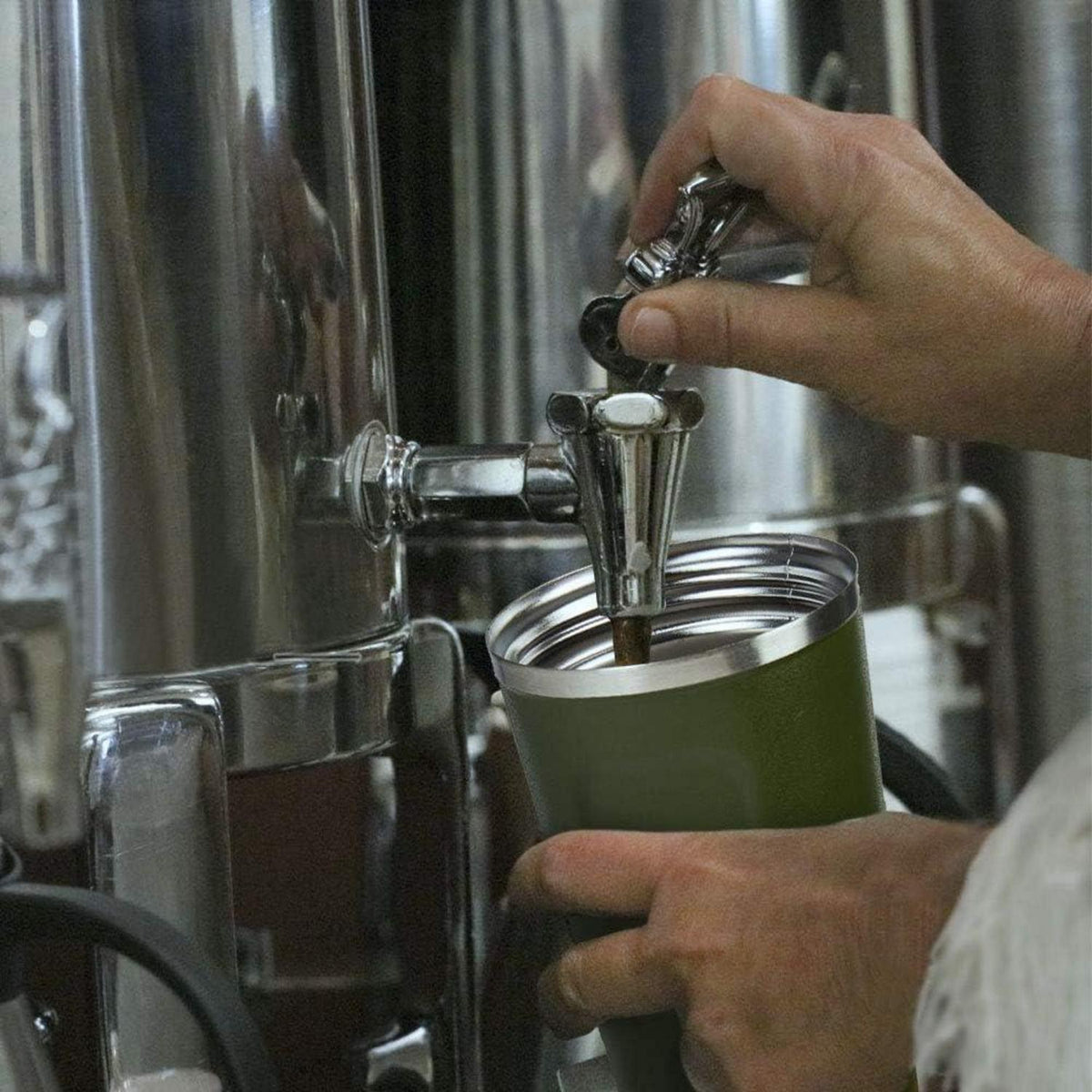 SUNTQ Kaffeebecher to go Edelstahl Thermobecher Doppelwand Isoliert Grün 380ml