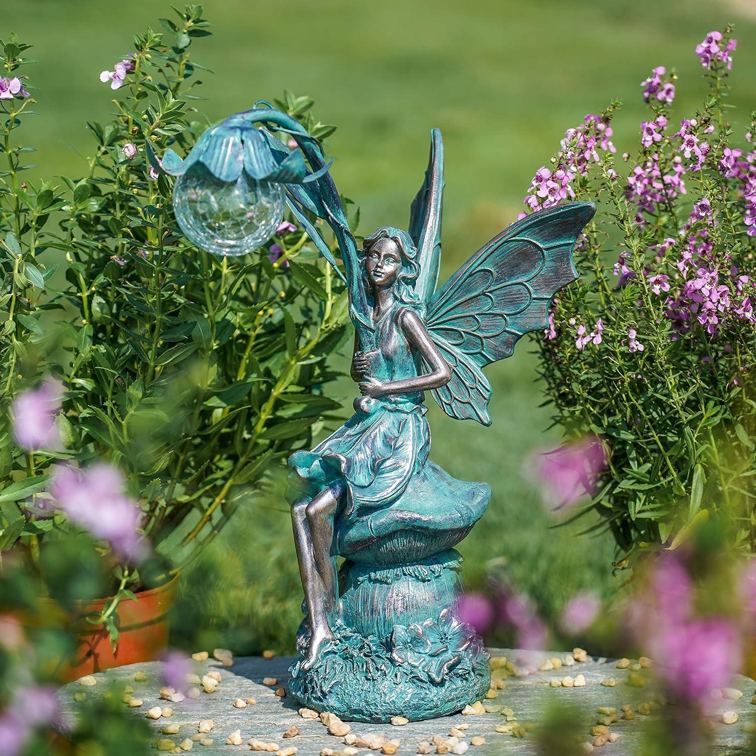 Elfen Gartenfigur mit Solar Glaskugel