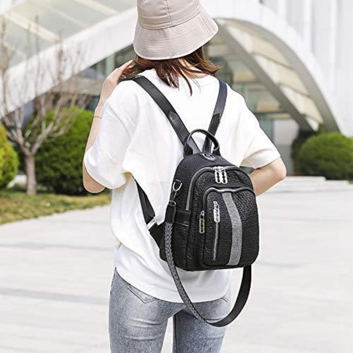 Damen Rucksack Elegant Cityrucksack Schulrucksack Schwarz in Lederoptik