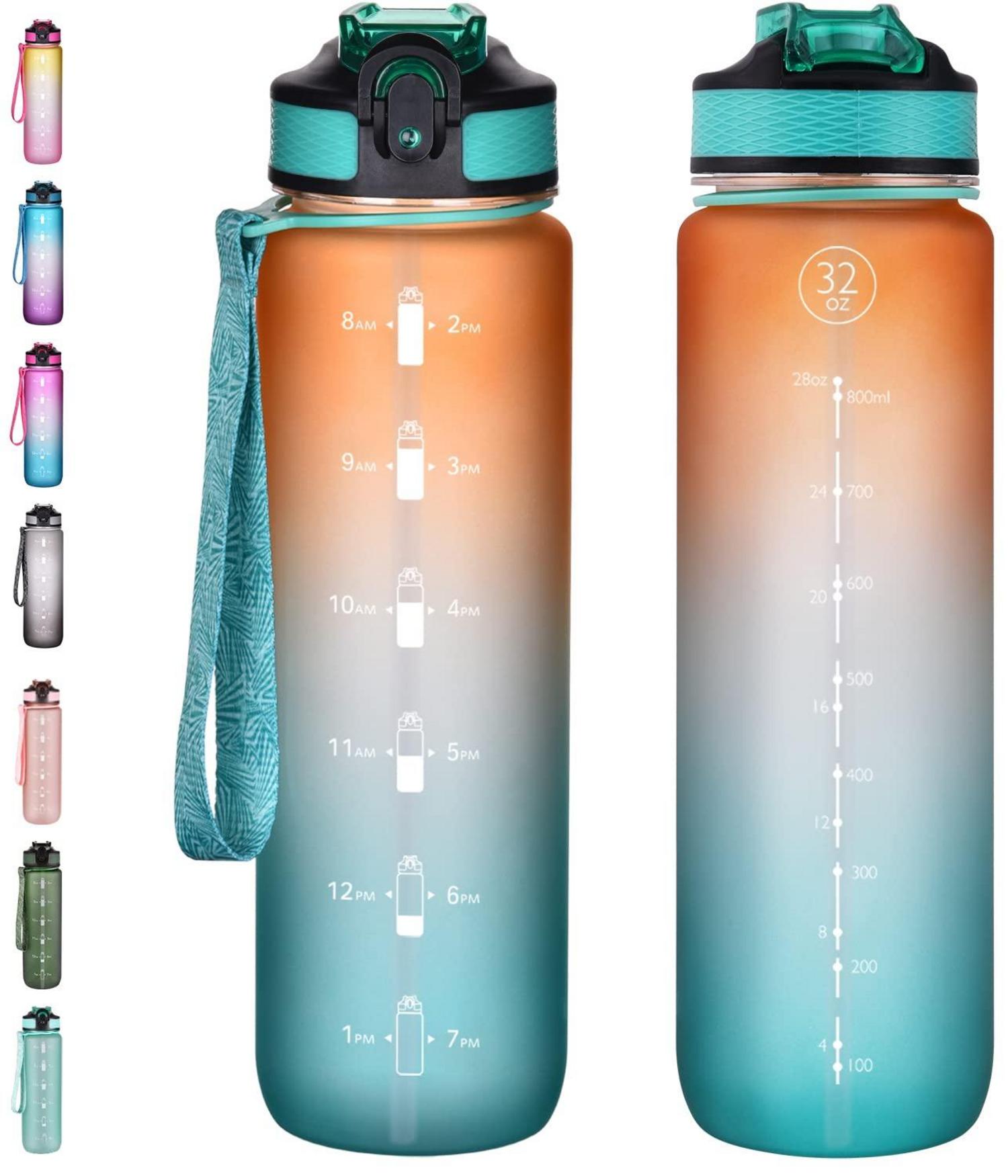 Sport-Wasserflasche mit Strohhalm und