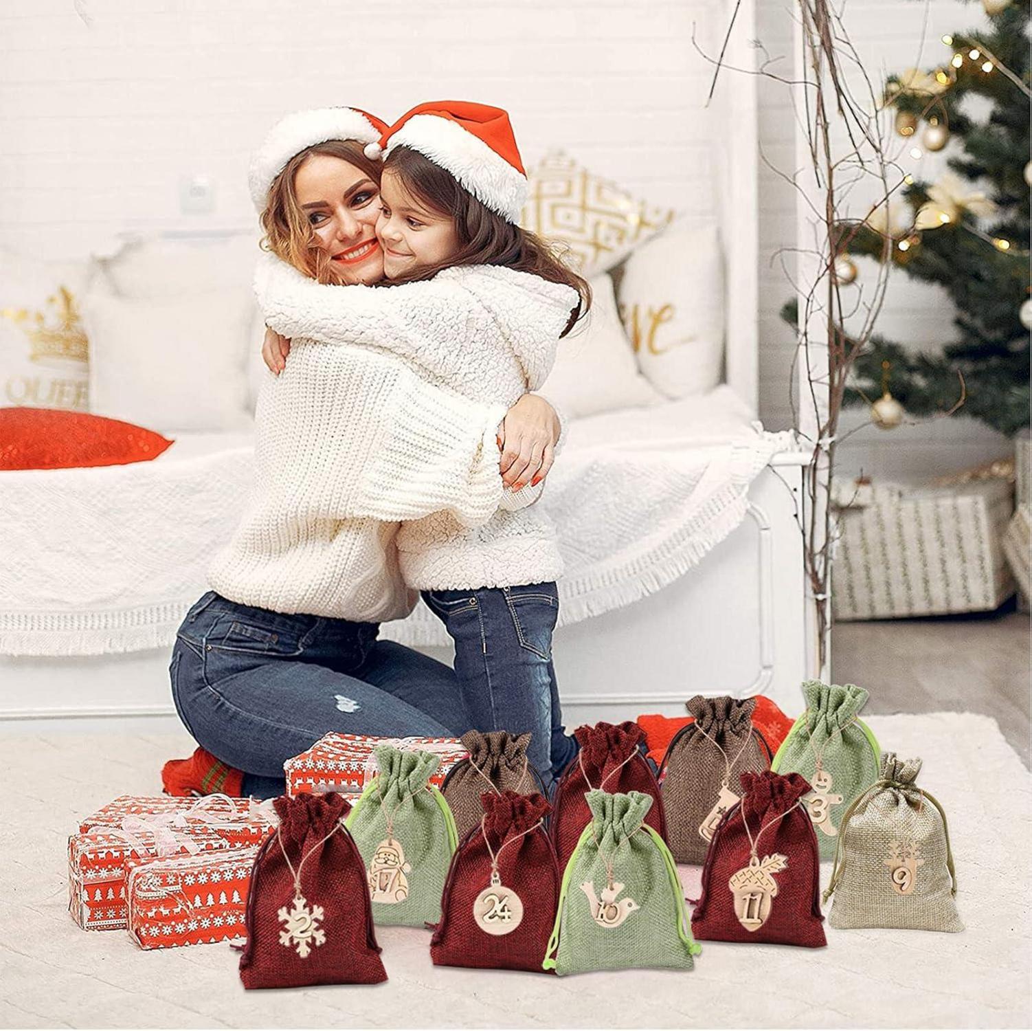 Adventskalender zum Befüllen, Weihnachten DIY, 24 Säckchen, Zahlen-Holzanhänger, Geschenksäckchen