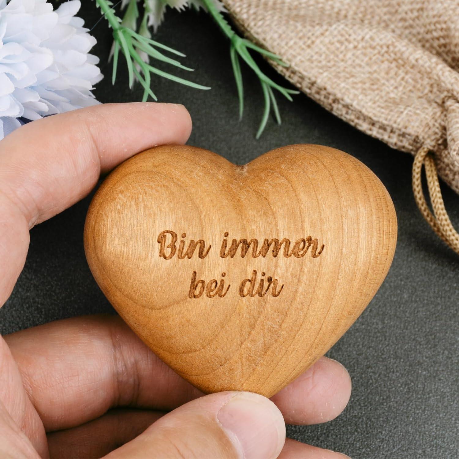 Holz-Herz Handschmeichler Schutzengel Geschenk Glücksbringer Stressabbau