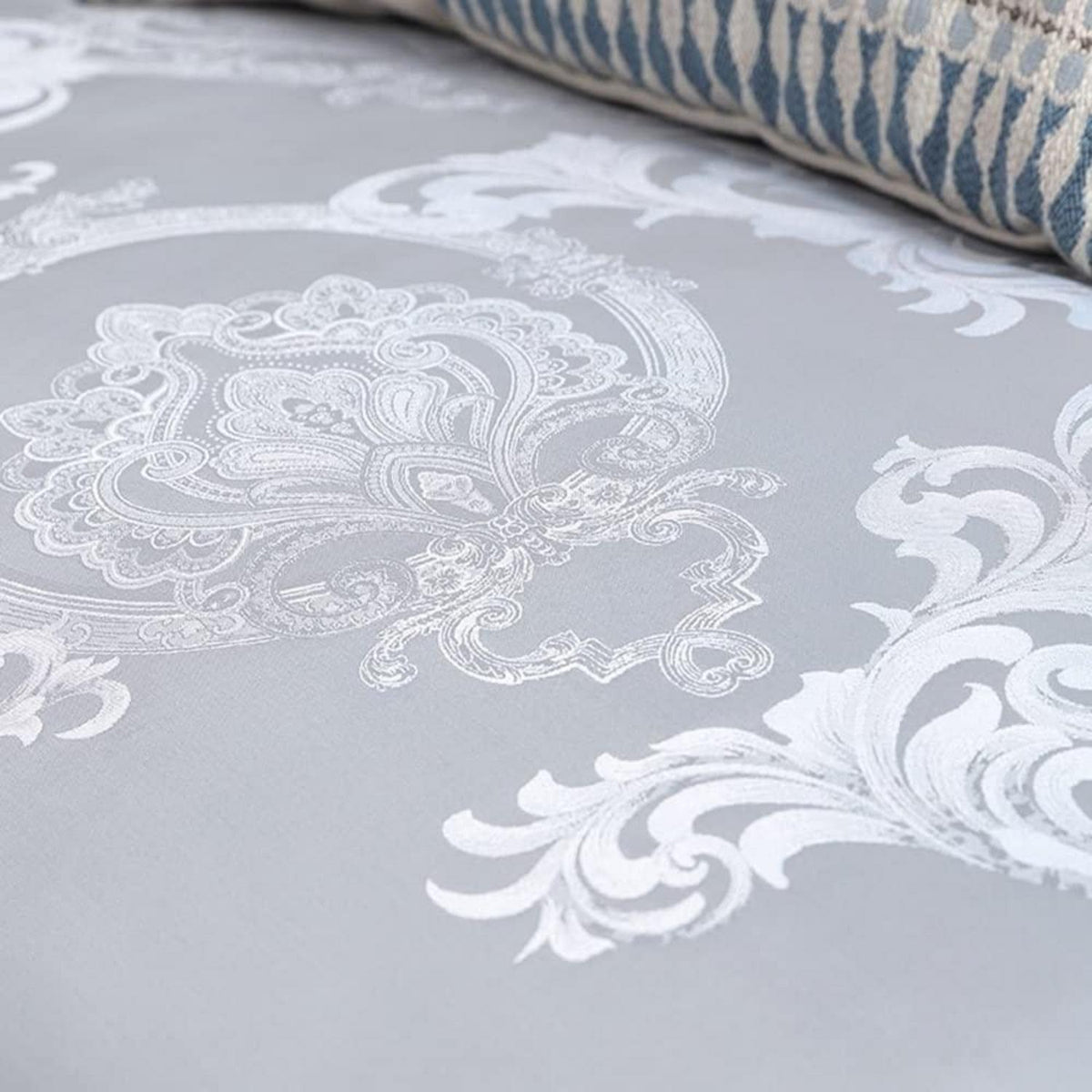 Bettwäsche-Set 135x200 cm, 4-teilig, Grau mit Blumenmuster