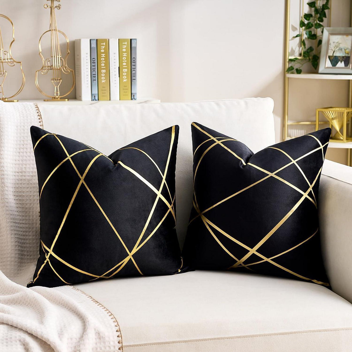 Samt Kissenbezug Schwarz 45x45 cm - 2er Set mit Golddetail
