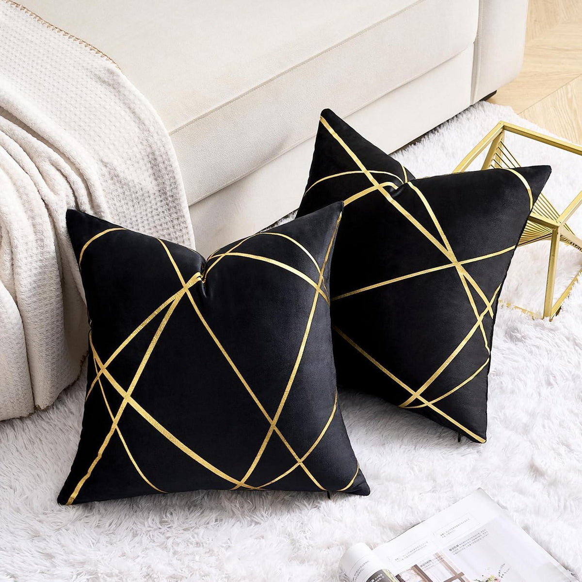 Samt Kissenbezug Schwarz 45x45 cm - 2er Set mit Golddetail