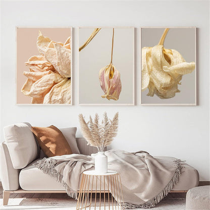 3er Poster Set Beige Blumen Wandbilder 40x50 cm