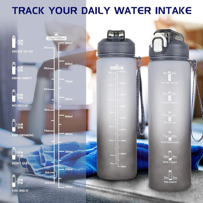 CodiCile Trinkflasche 1L Strohhalm Zeitmarkierung BPA-frei Grey