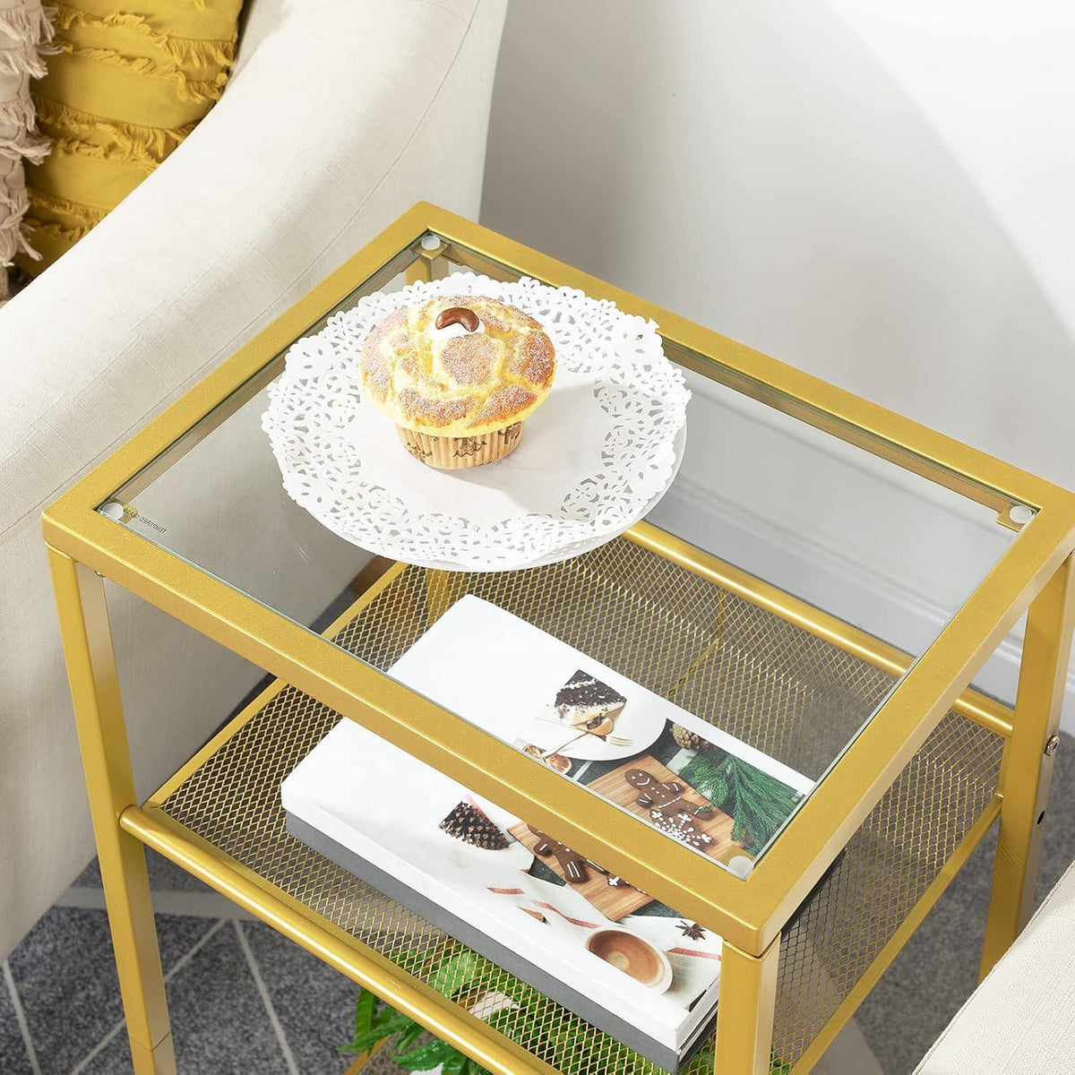Beistelltisch Gold 3-stöckig gehärtetes Glas Gitter Home Office