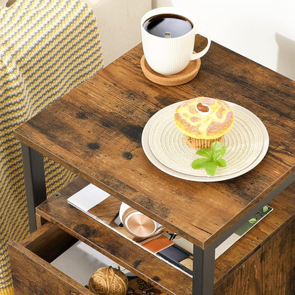Moderne Nachttisch mit Ladestation und 2