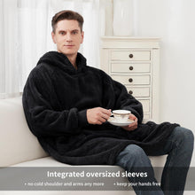 Aisbo Hoodie Decke mit Ärmeln und Kapuze in Schwarz 95x85cm