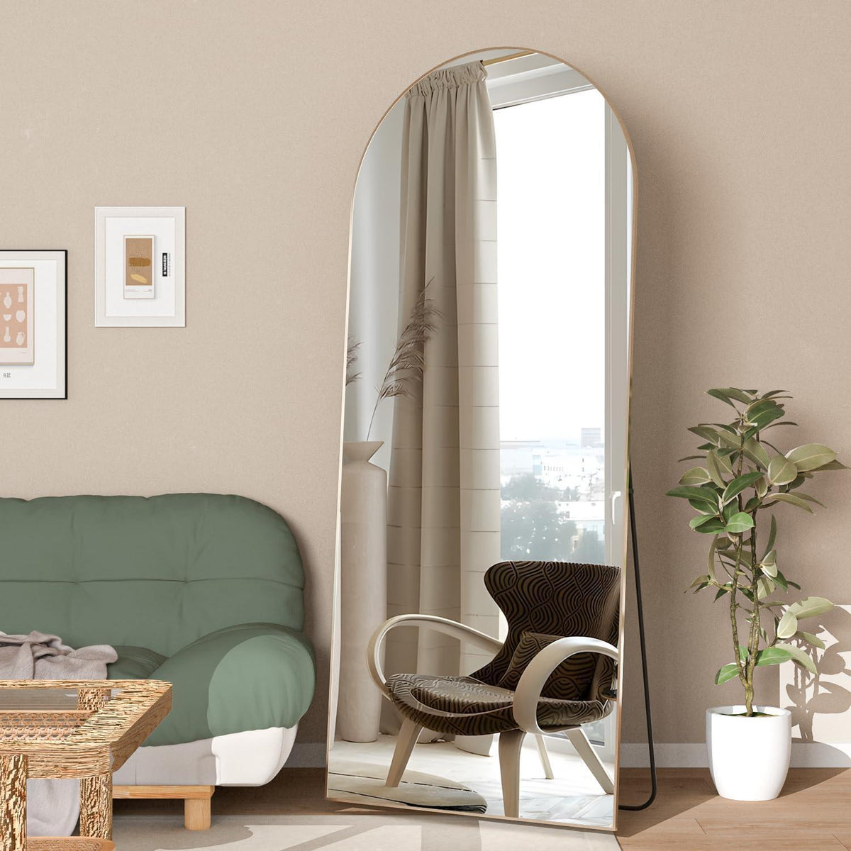Gewölbter Bodenspiegel 165x60cm - Goldener Ganzkörperspiegel mit Ständer