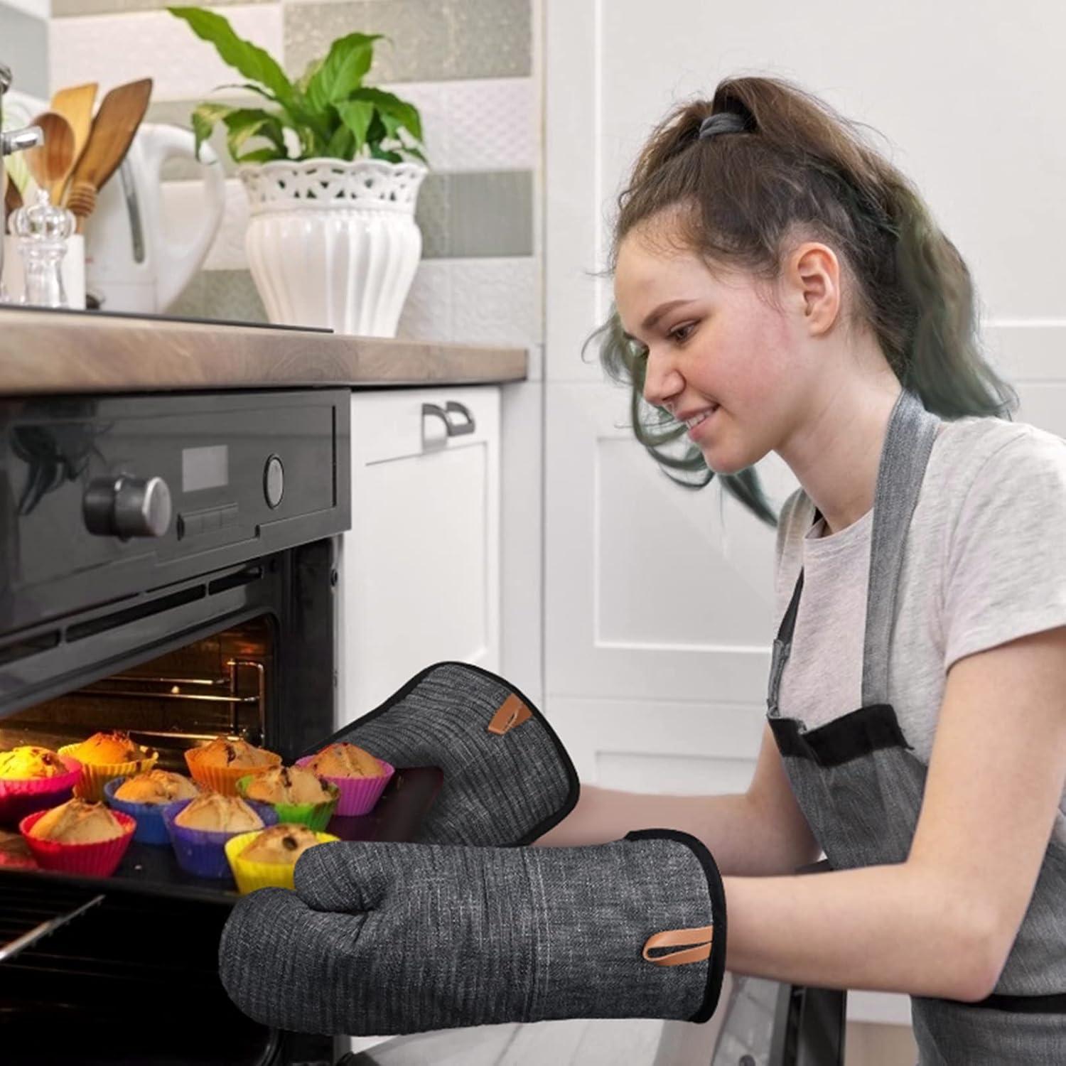 Topflappen und Ofenhandschuh Set Hitzebeständig Silikon Grau 4er