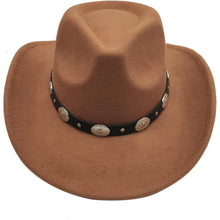 Cowboyhut mit Band und Metallakzenten in Lederoptik