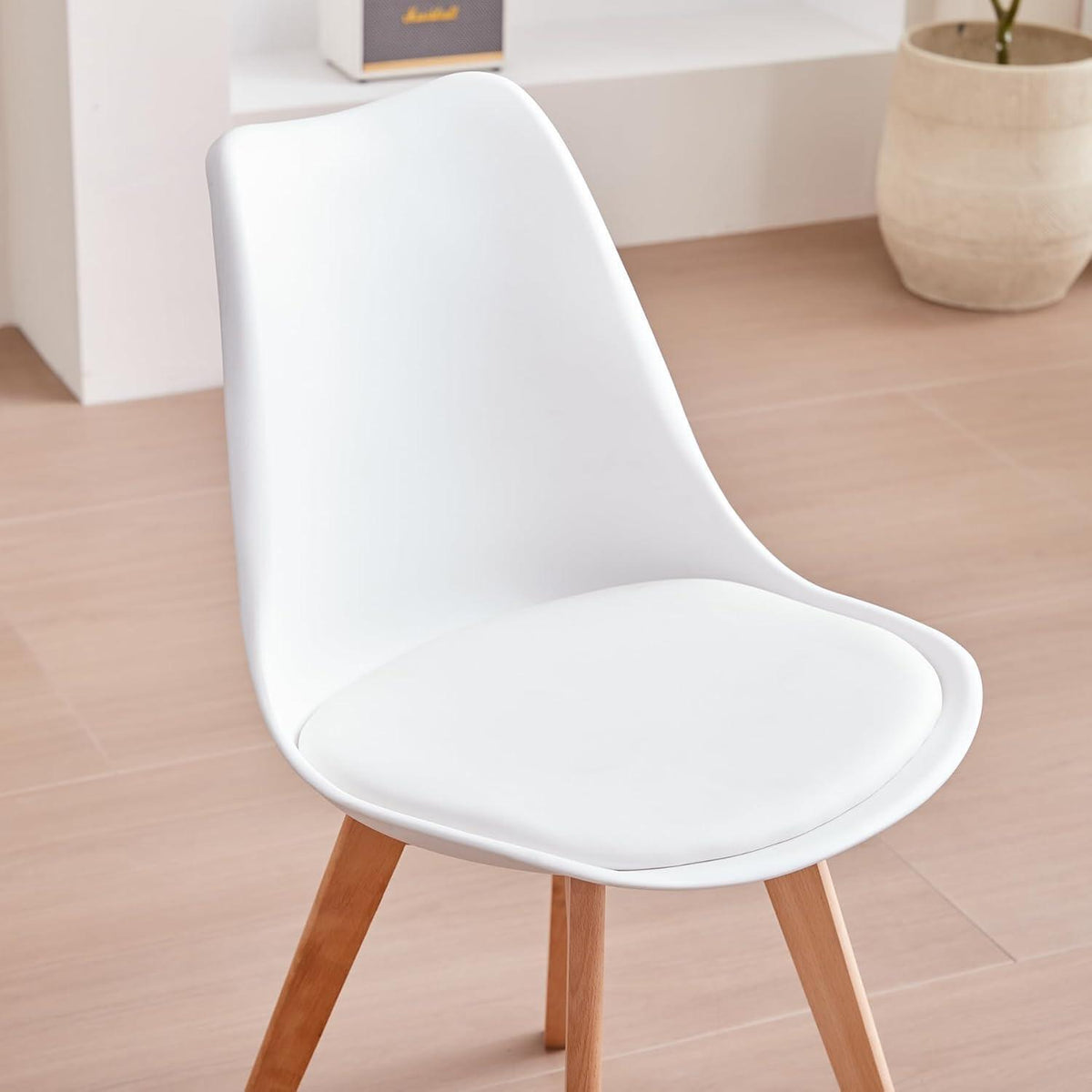 8 Esszimmerstühle Weiß – Skandinavische Designstühle in Lederoptik