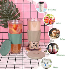 Bubble Tea Becher mit Strohhalm und