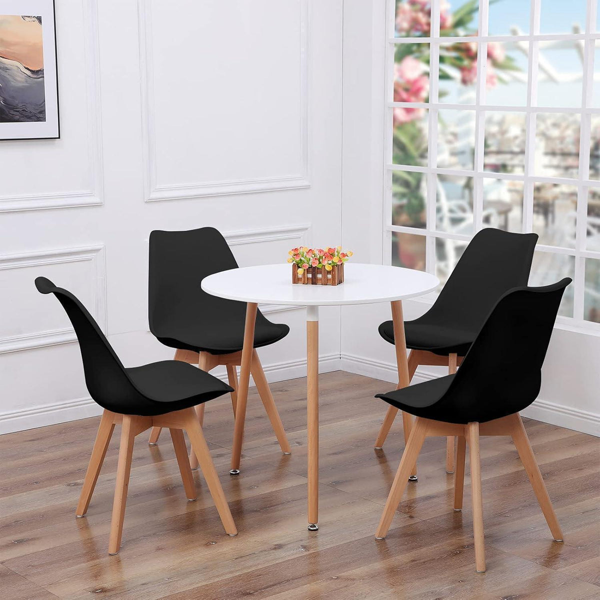 Esszimmer-Set: Runder Tisch weiß & 4 schwarze Stühle