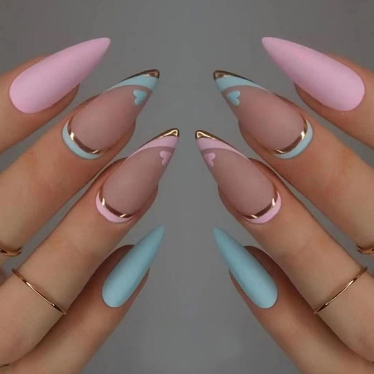 24 Stück Matt Stiletto Nägel Herz Pale Pink Blau French Press on Nails