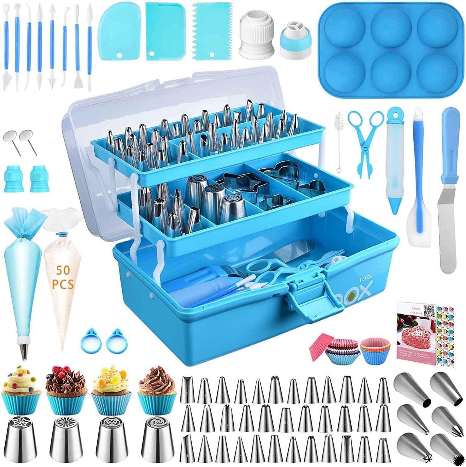 Backzubehör Set 236-teilig mit Aufbewahrungsbox. Spritzbeutel und