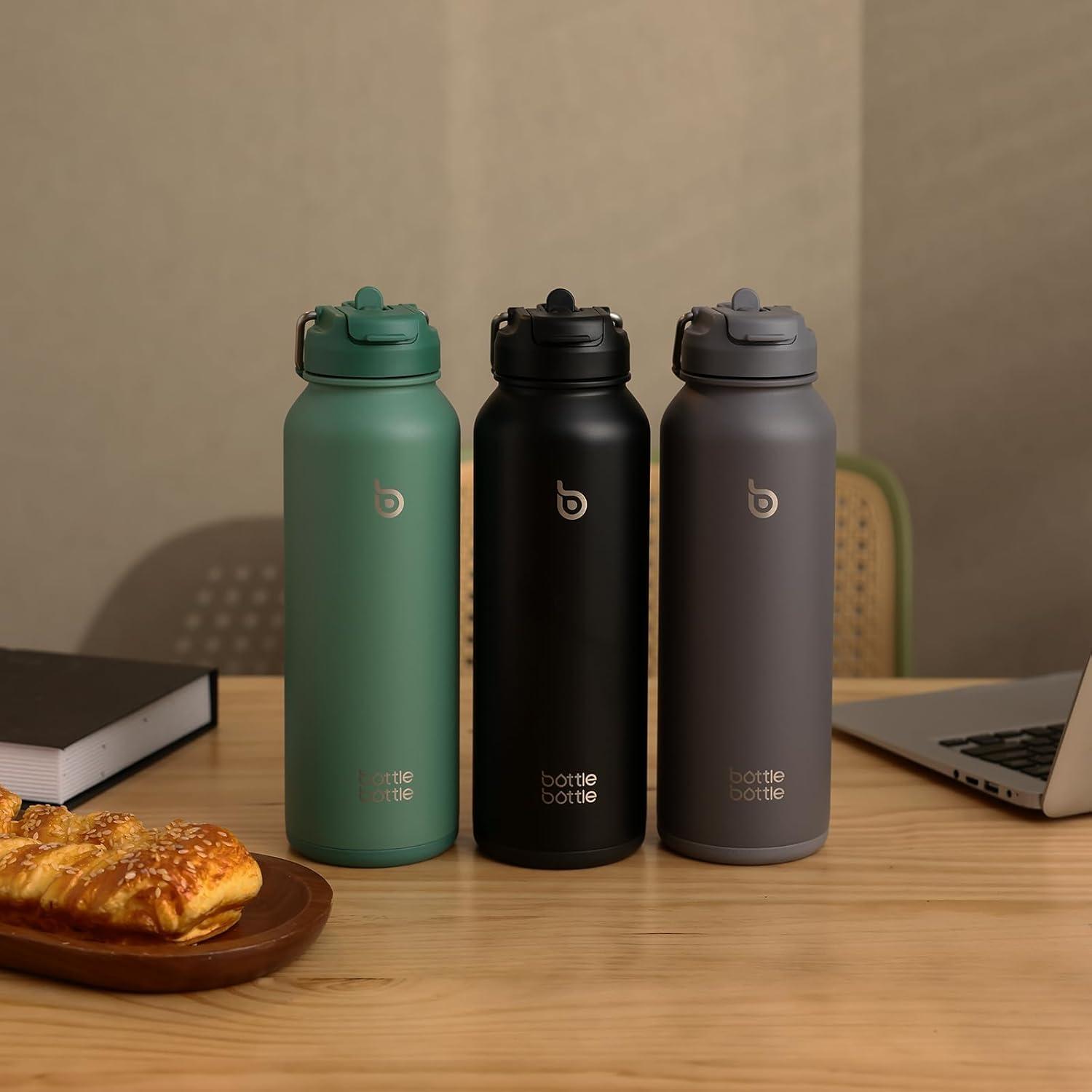 Isolierte Wasserflasche 1,2 l mit Strohhalm und Pillendose, Grün