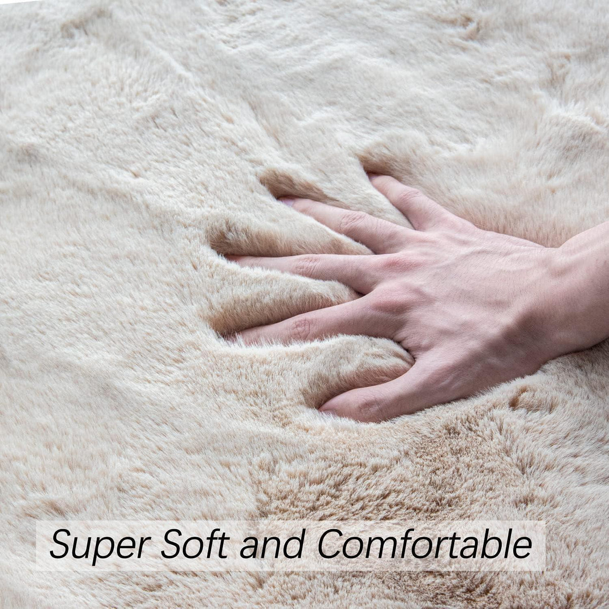 Flauschiger Kunstfell Teppich Beige 180x270 cm – Weicher Wohnteppich
