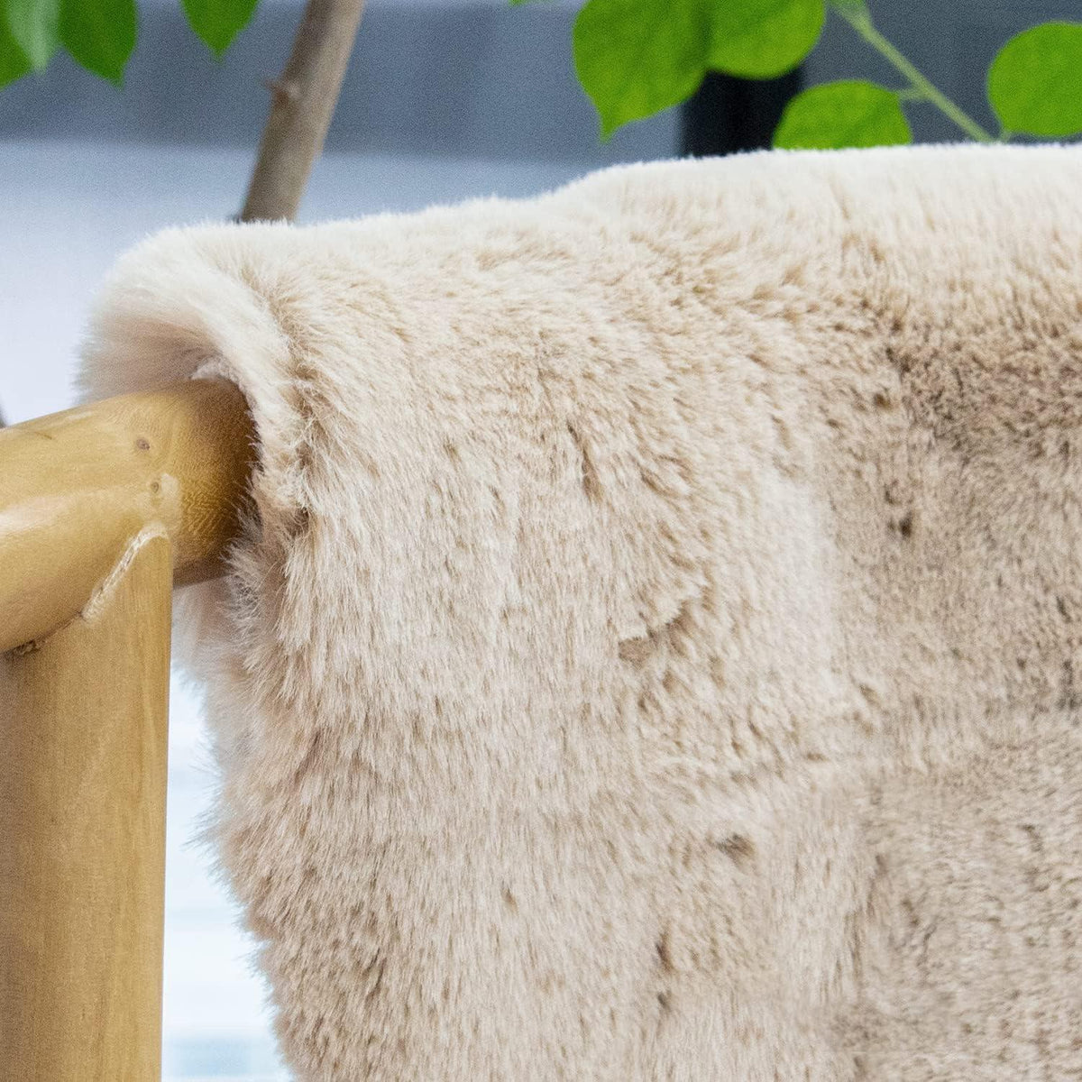 Flauschiger Fellteppich Beige 120x180 cm - Weicher Wohnzimmer Teppich