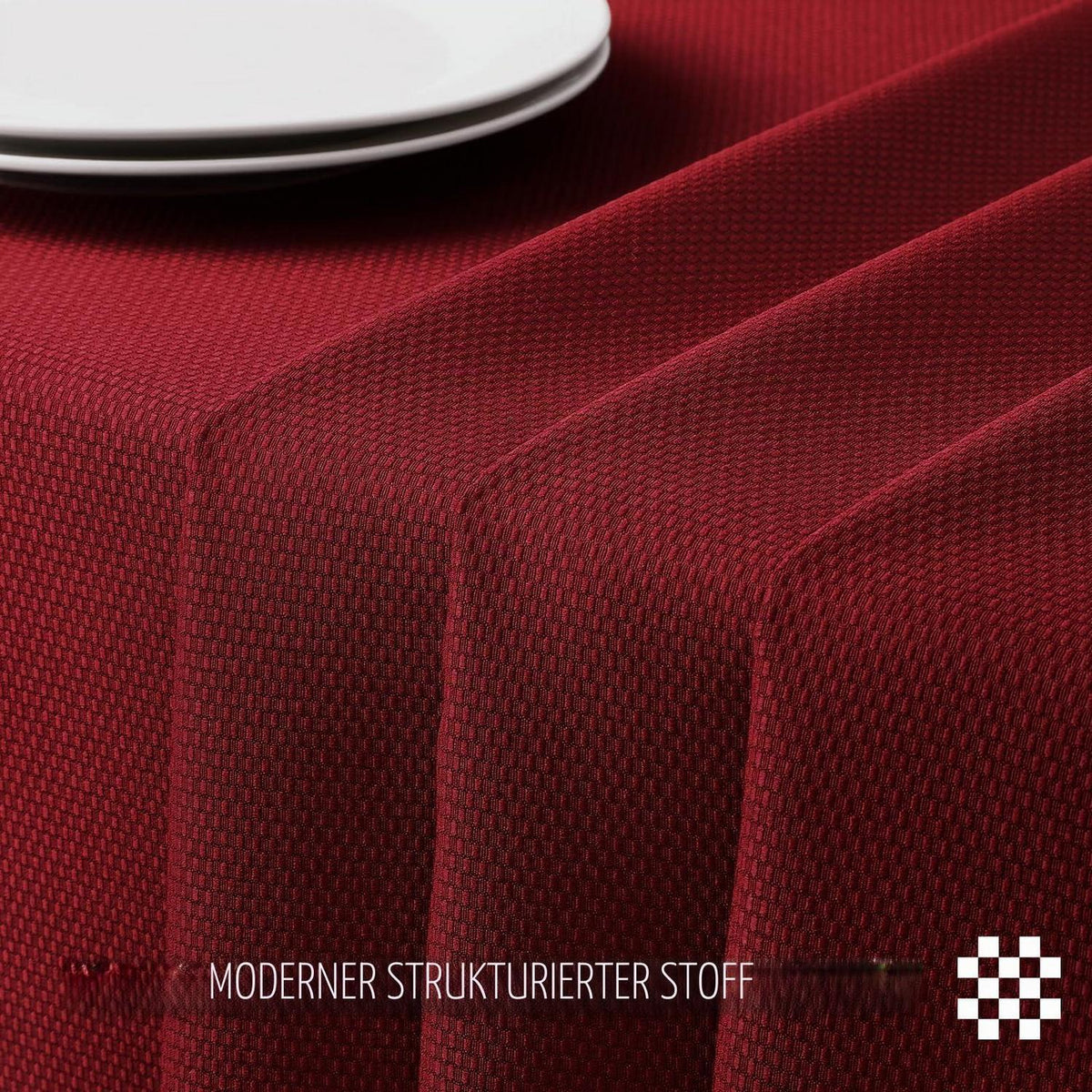Rote Tischdecke geometrisch 150x210 cm – Jacquard & Flüssigkeitssicher