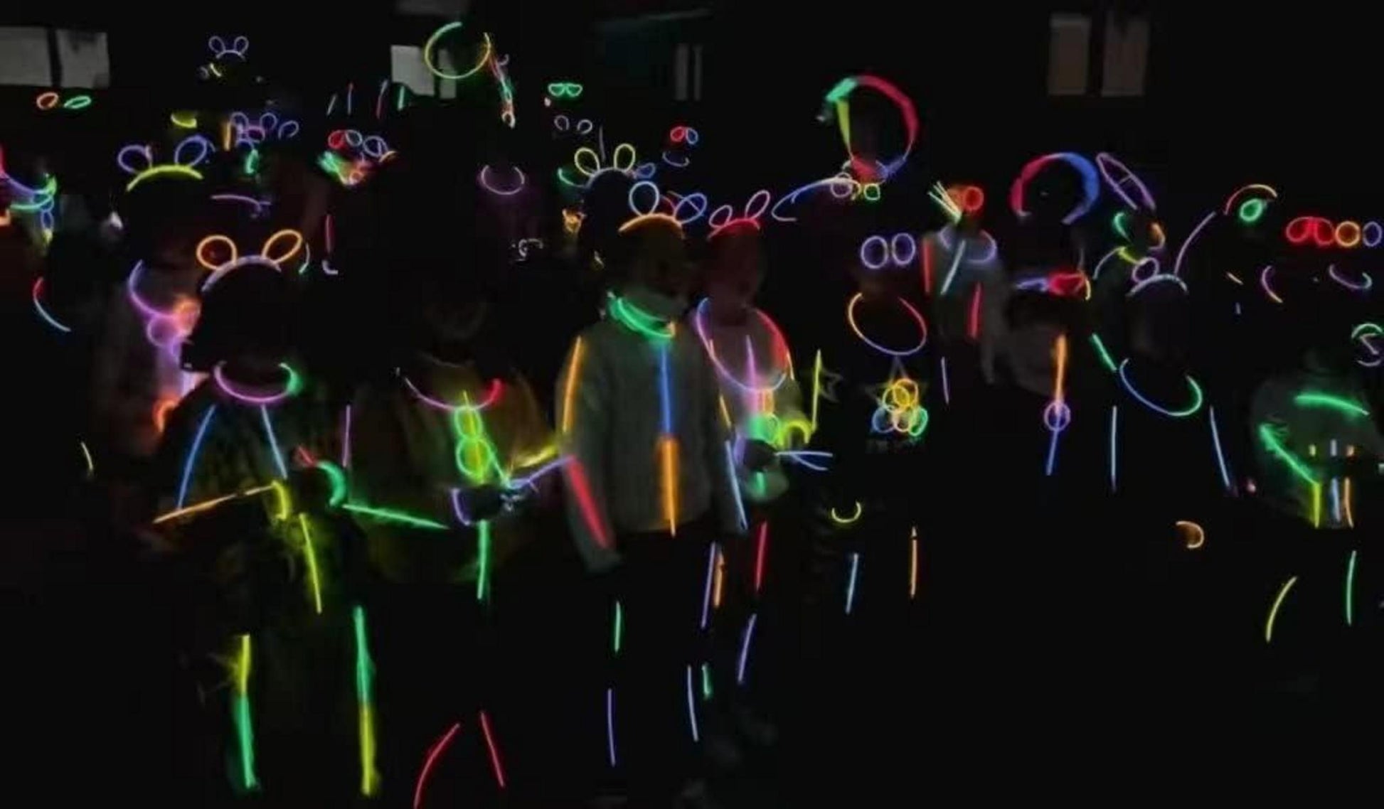 Knicklichter Party Set 40 Leuchtstäbe + Verbinder Glow Stick Pack