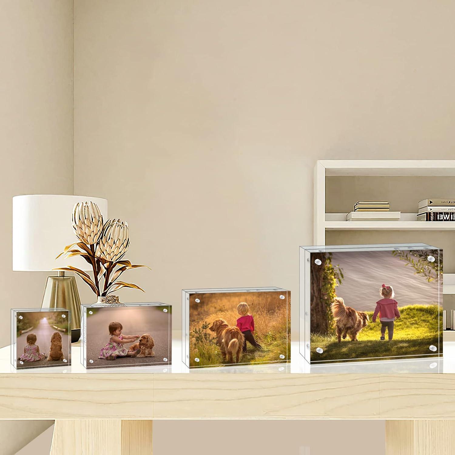 20x25 cm Acrylic Magnetic Floating Picture Frames 4 Pack Frameless Clear Stand