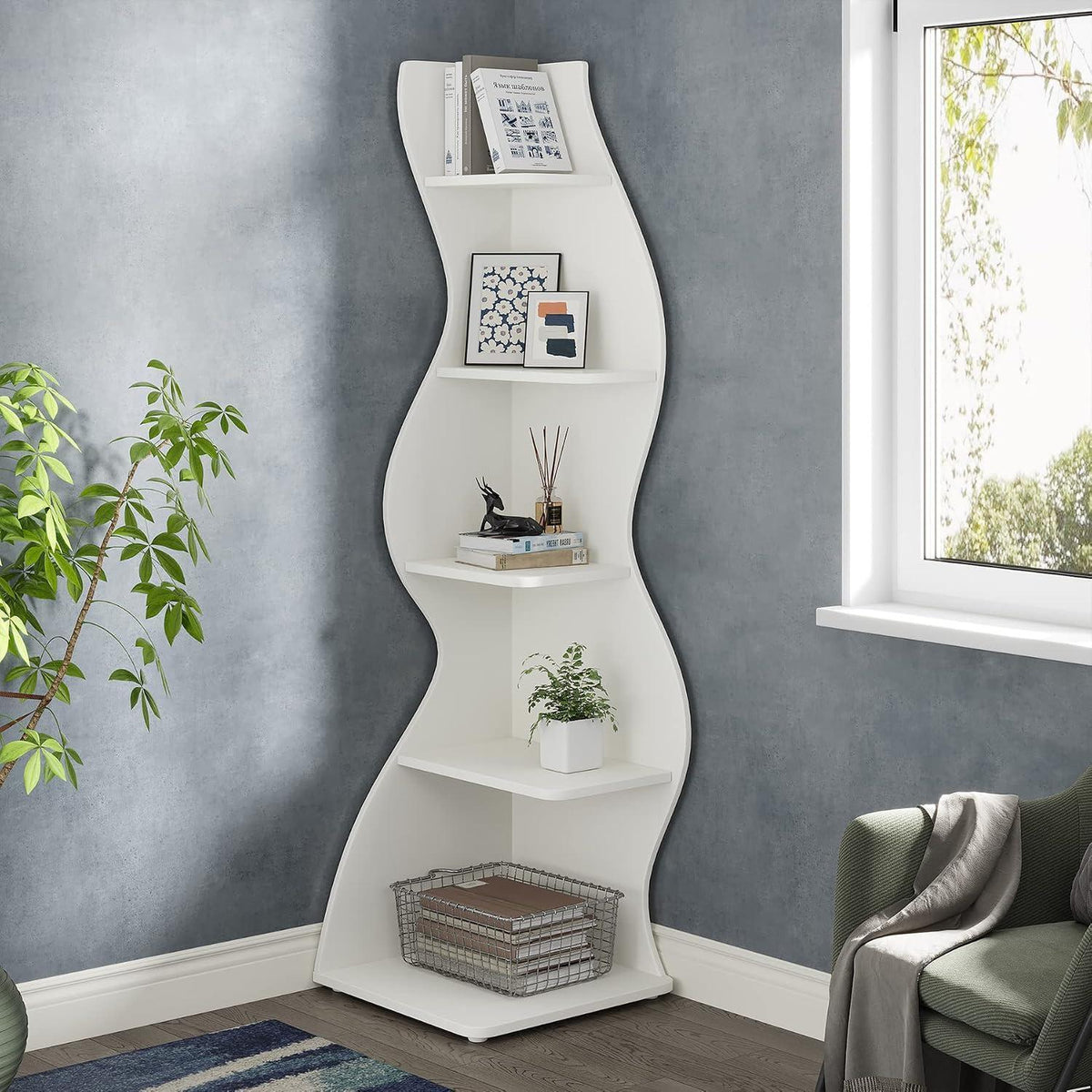 5-stufiges Eckregal weiß – Bücherregal & Pflanzenständer