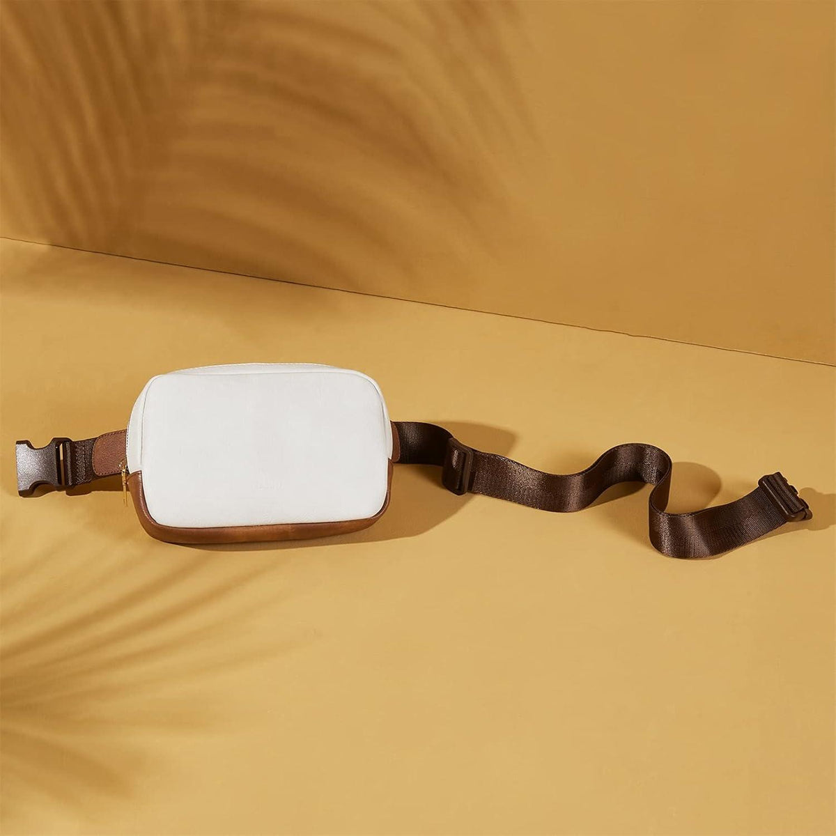 Telena Damen Gürteltasche PU Leder Beige Stylische Brusttasche