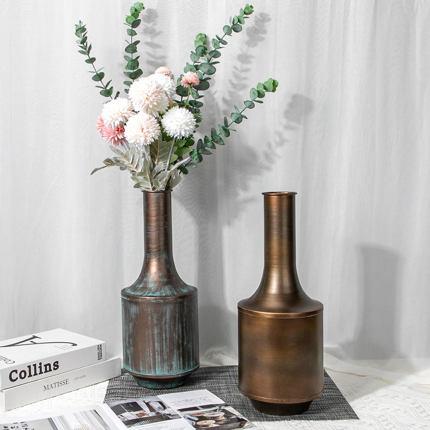 Vintage Metall Blumenvase Dekovase Bronze Rustikales Design