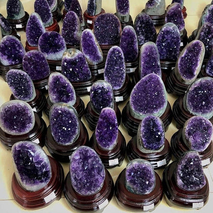 Natürliche Amethyst-Cluster-Geode, Rohe