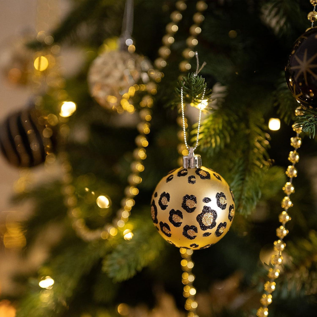 Weihnachtskugeln Schwarz Gold 16er Set 6cm Bruchfest mit Aufhänger