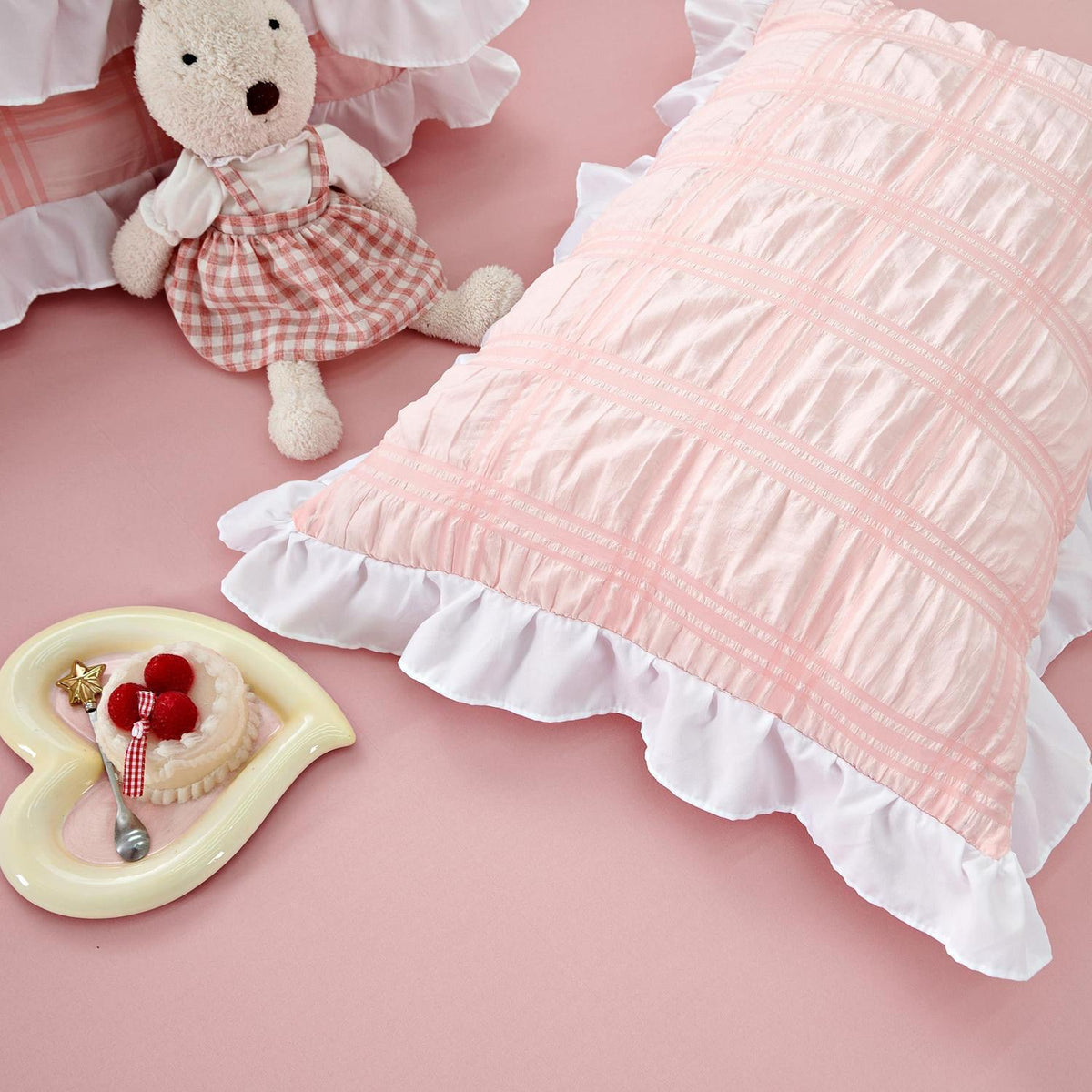 Romantische Bettwäsche 135x200 Rosa Seersucker mit Rüschen
