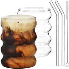 Gerippte Trinkgläser Set of 2 mit Glas-Strohhalmen 350ml