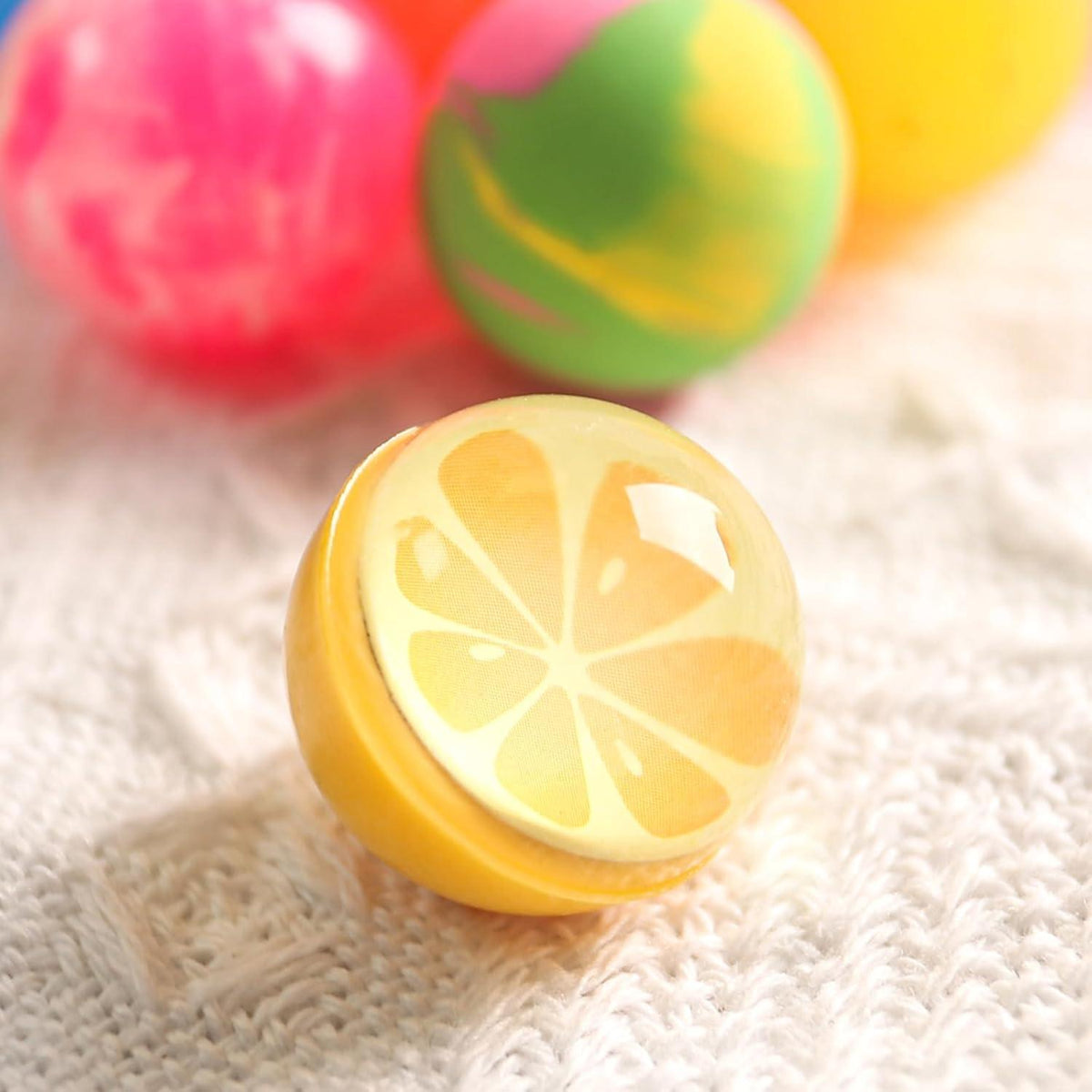 50 Stück Flummis 25mm Bunte Springbälle Hüpfbälle Kindergeburtstag