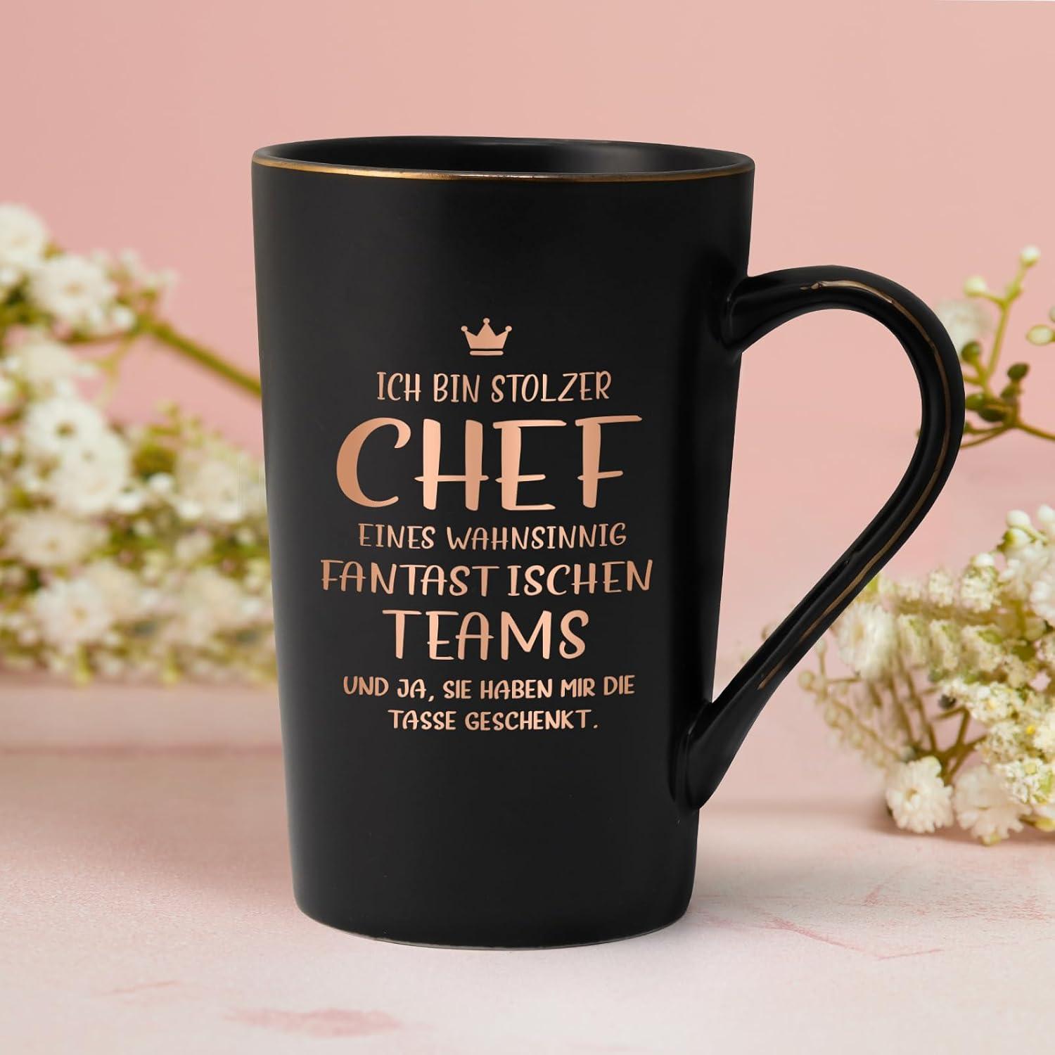Kaffeetasse mit Spruch - Stolzer Chef fantastisches Team 400ml
