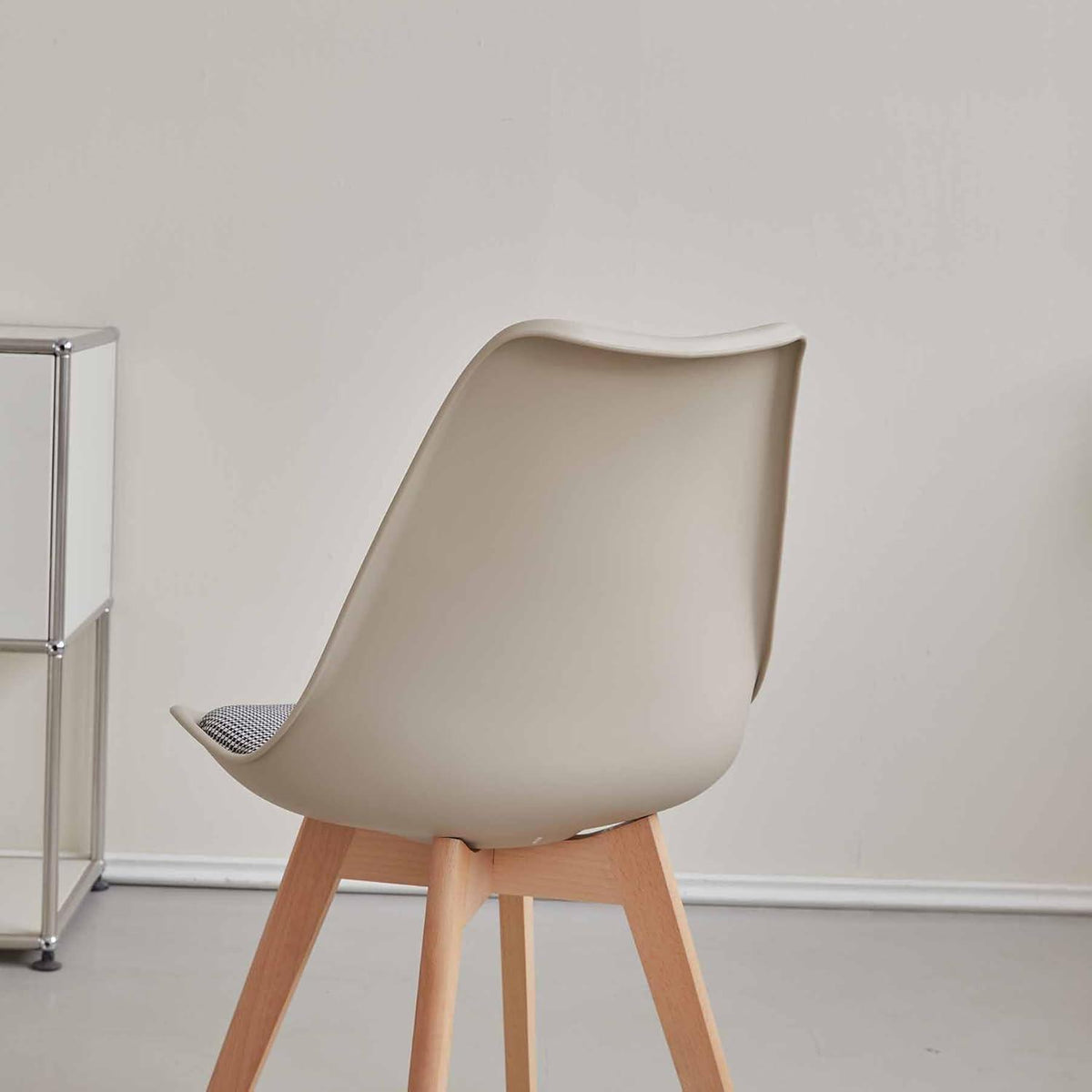 Skandinavische Esszimmerstühle 4er-Set, Massivholz, Gestreift Beige