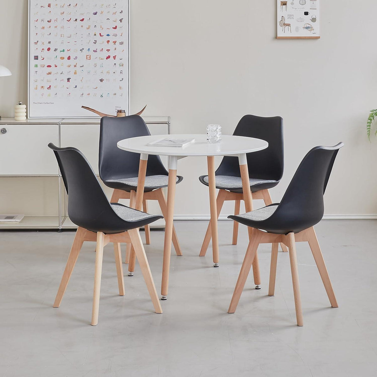 Skandinavische Esszimmerstühle 4er-Set Schwarz mit Sitzkissen