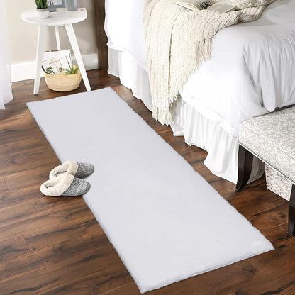 Imitat Hasenfell Langflor Teppich 60x160 cm weiß rutschfest weich