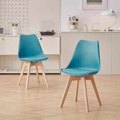 Essgruppe Weiß & Grün: Esstisch + 4 skandinavische Stühle