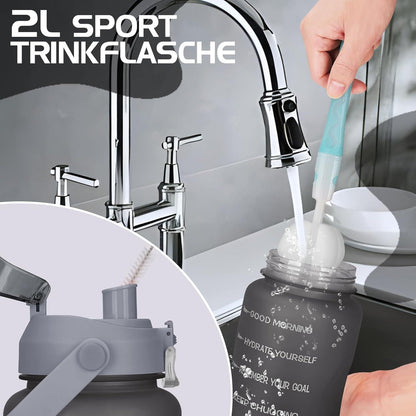 Trinkflasche 2l mit Strohhalm und