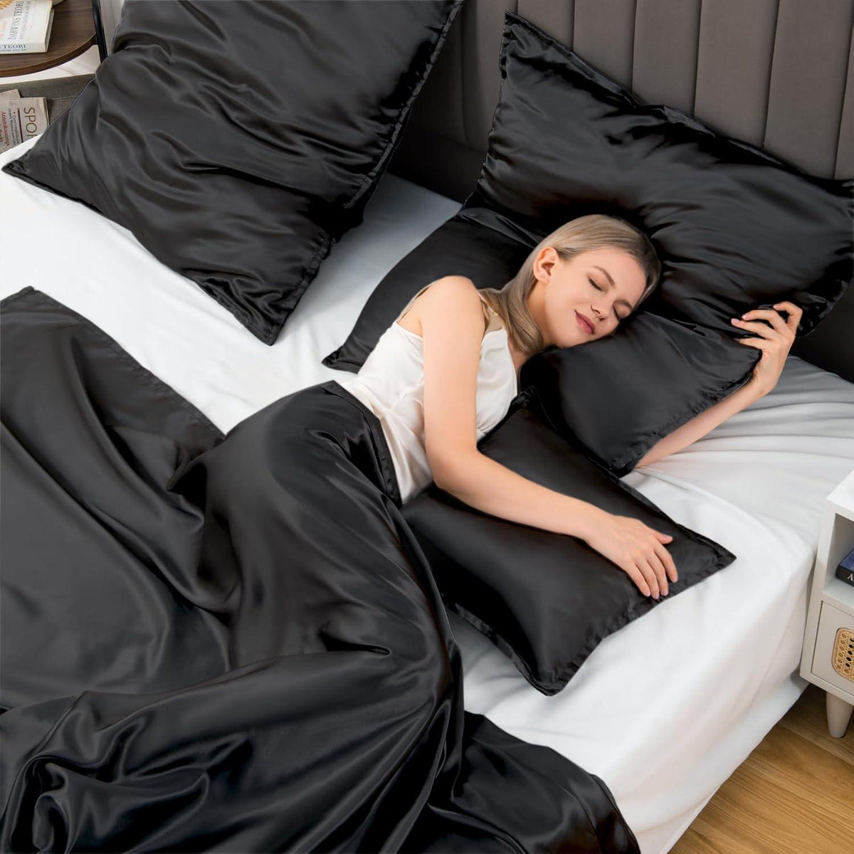 Satin Kissenbezüge Schwarz 80x80 2 Stück Haargummis